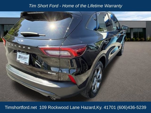 Used 2025 Ford Escape ST-Line AWD/4WD image 4