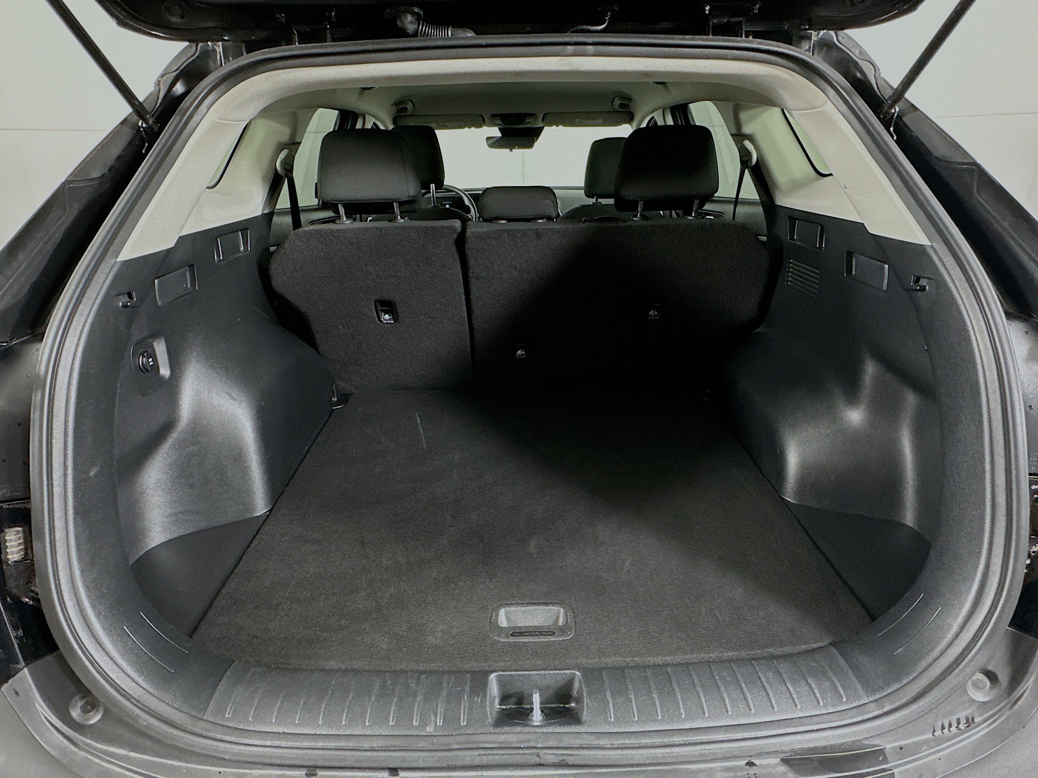 Used 2025 Kia Sportage LX image 27