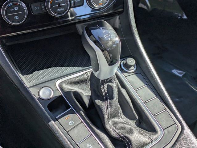 Certified 2024 Volkswagen Jetta SE FWD image 13