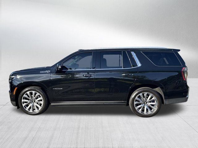 Used 2025 Chevrolet Tahoe High Country AWD/4WD image 9