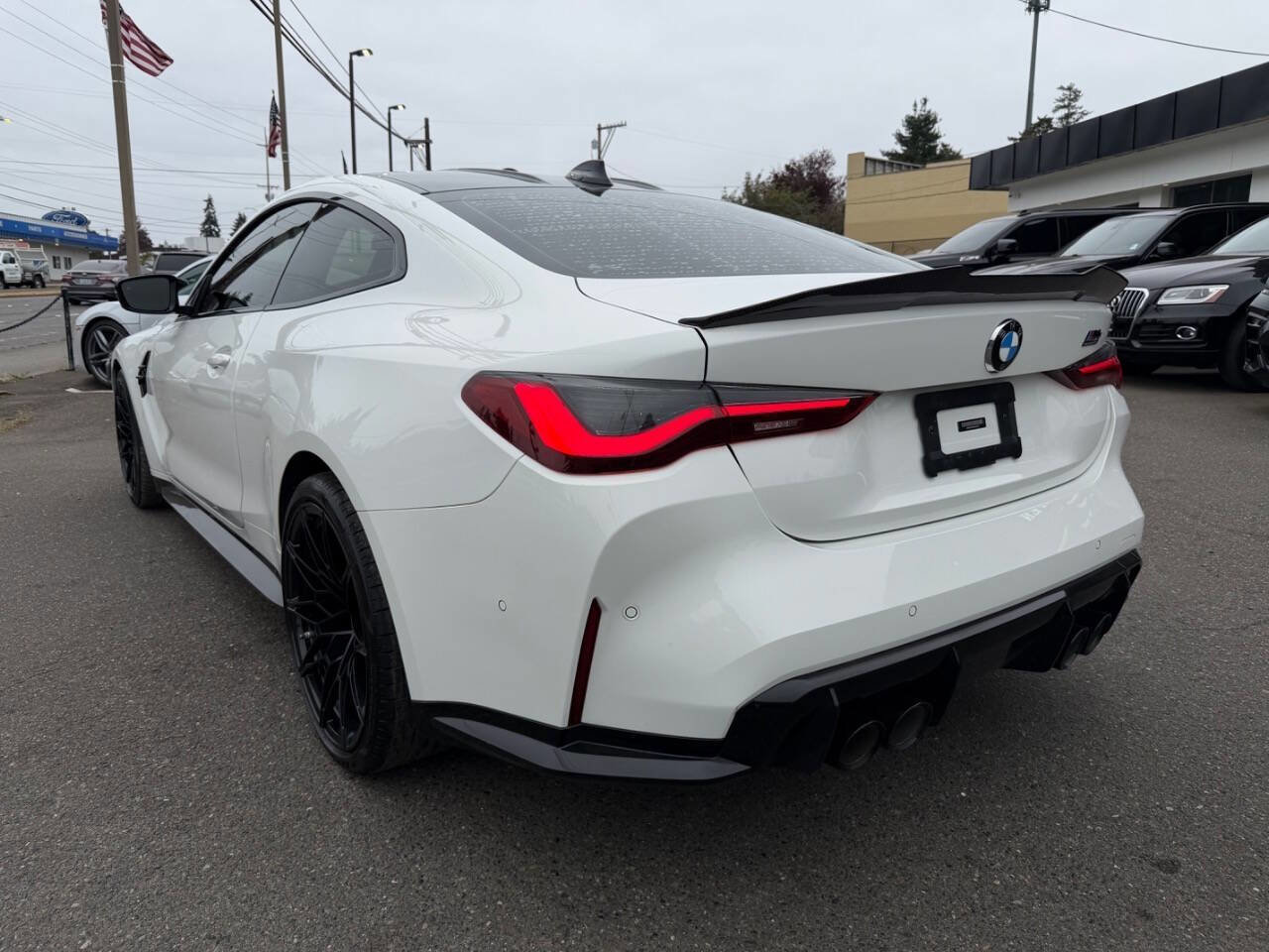 Used 2021 BMW M4 Competition w/ Executive Package RWD image 7