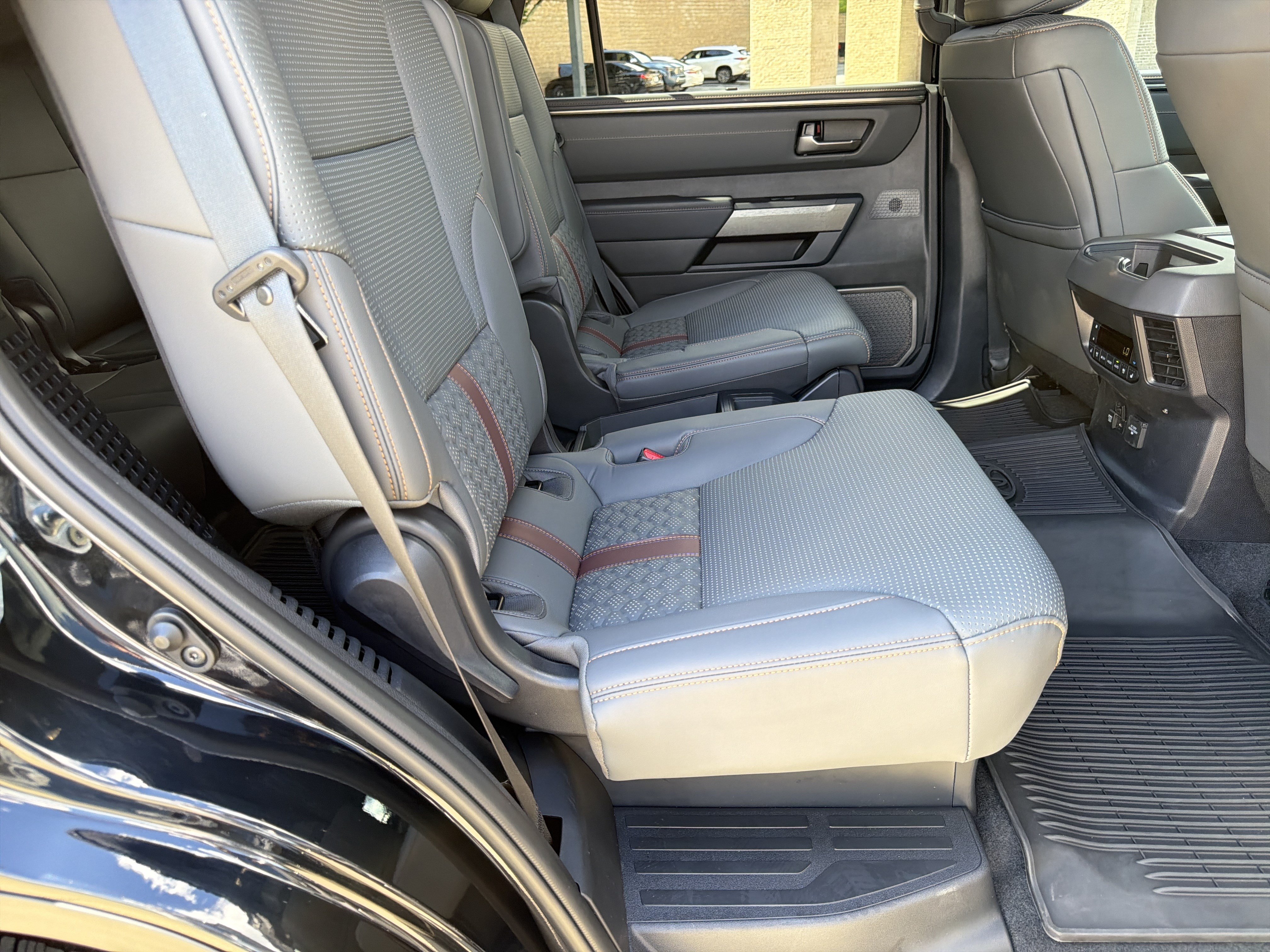 Used 2026 Toyota Sequoia Capstone AWD/4WD image 15