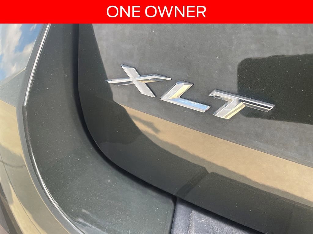 Used 2023 Ford Explorer XLT w/ Equipment Group 202A image 6