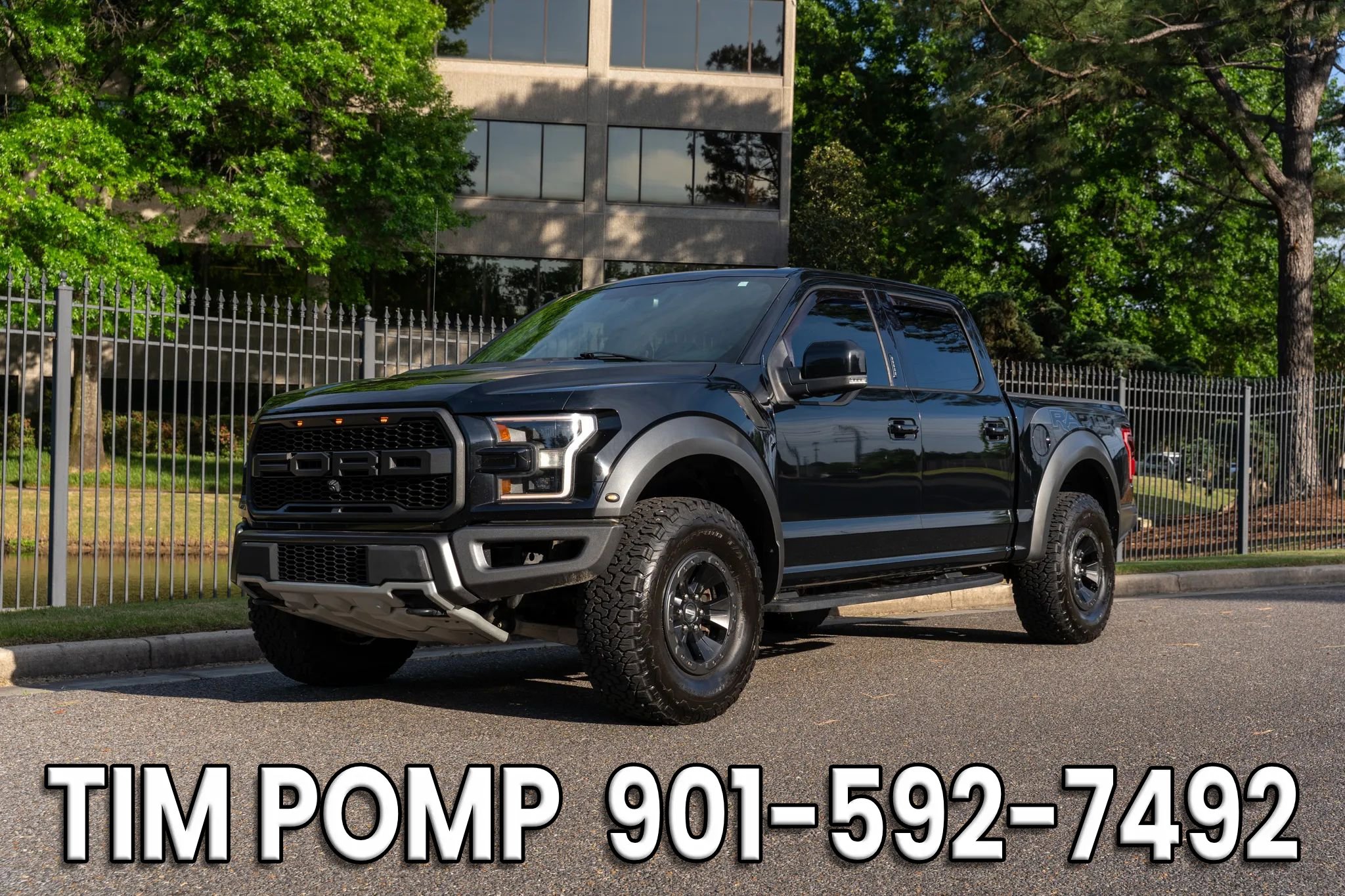 Used 2018 Ford F150 Raptor w/ Equipment Group 802A Luxury image 1