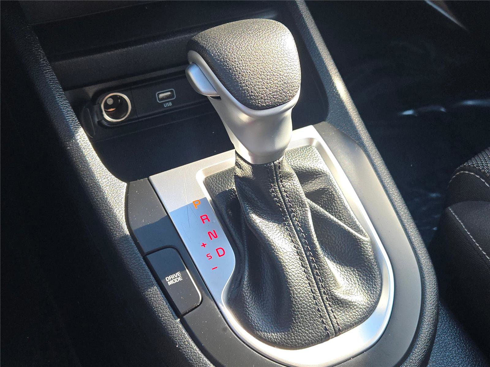 Used 2024 Kia Forte LXS image 27