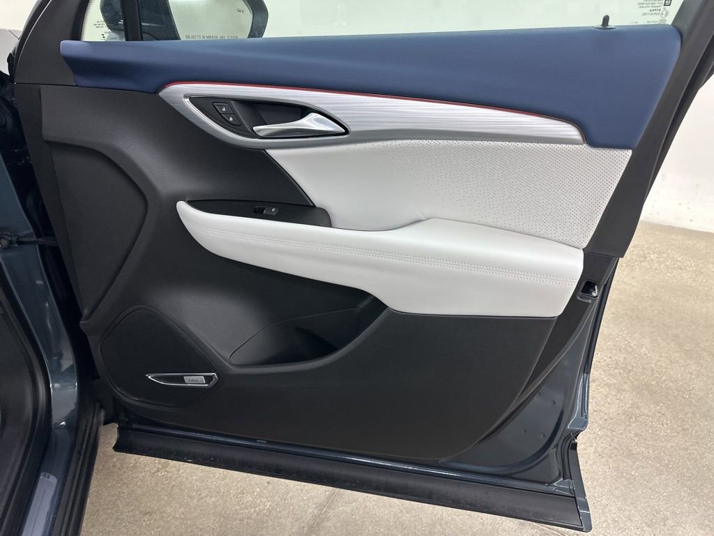 New 2026 Buick Envision Avenir image 17