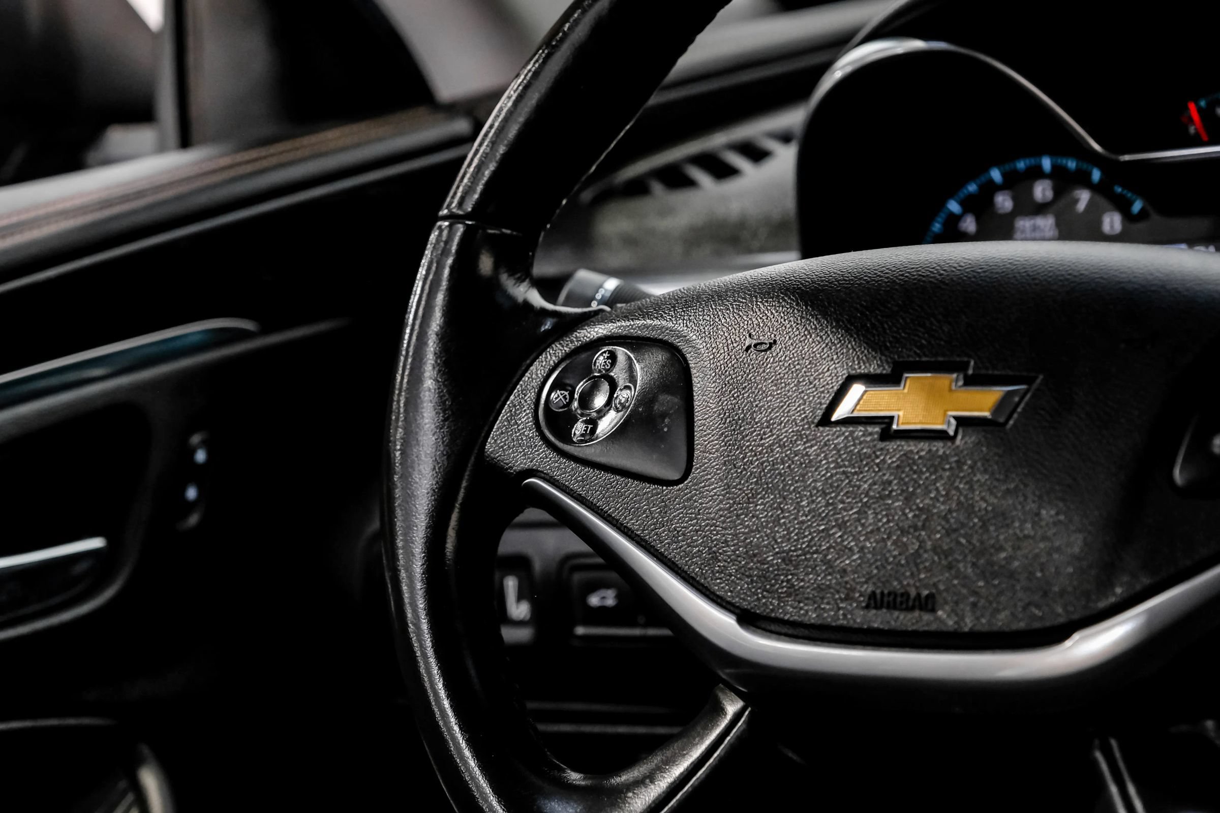 Used 2018 Chevrolet Impala Premier FWD image 23