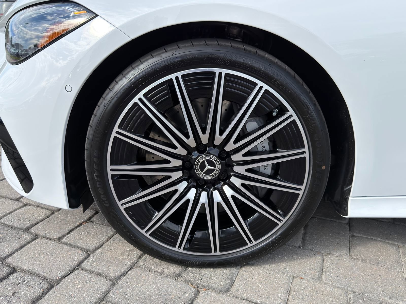 New 2026 Mercedes-Benz CLE 450 4MATIC Cabriolet image 11