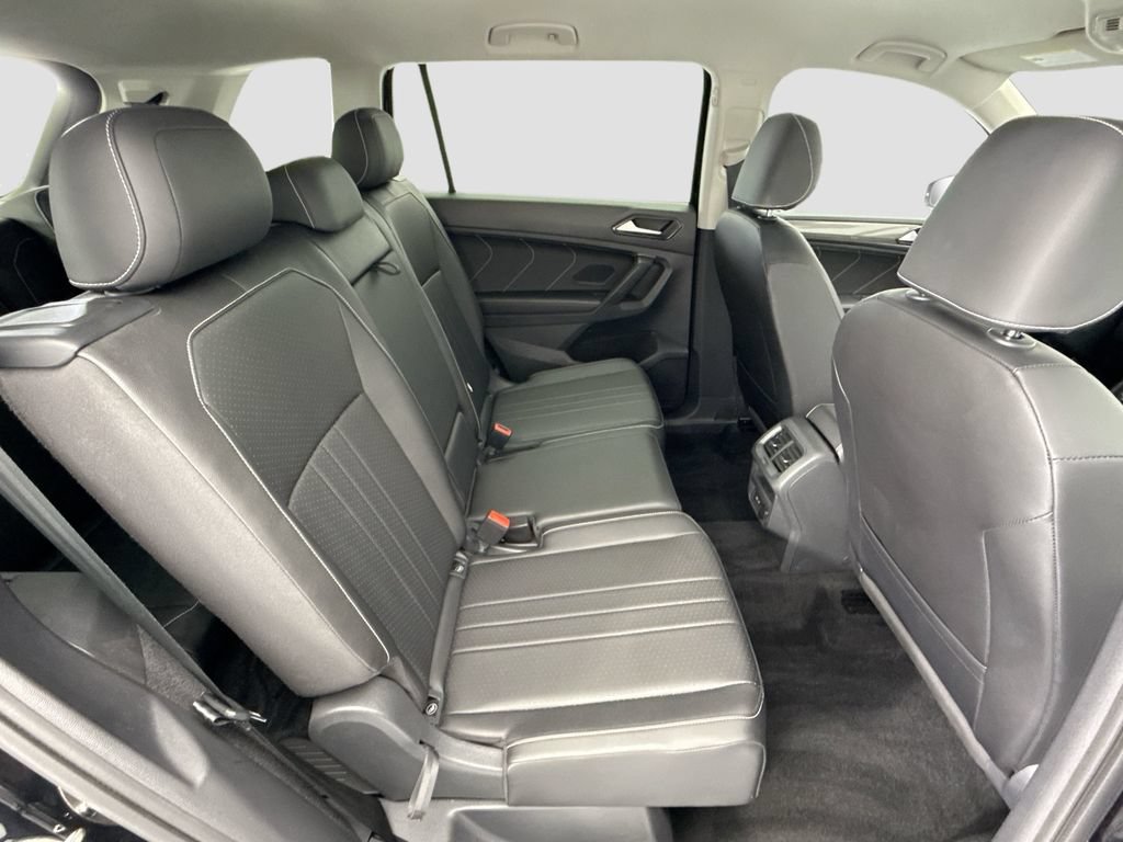 Used 2023 Volkswagen Tiguan SE FWD image 20