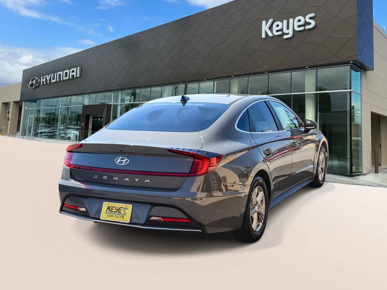 Used 2021 Hyundai Sonata SE FWD image 4