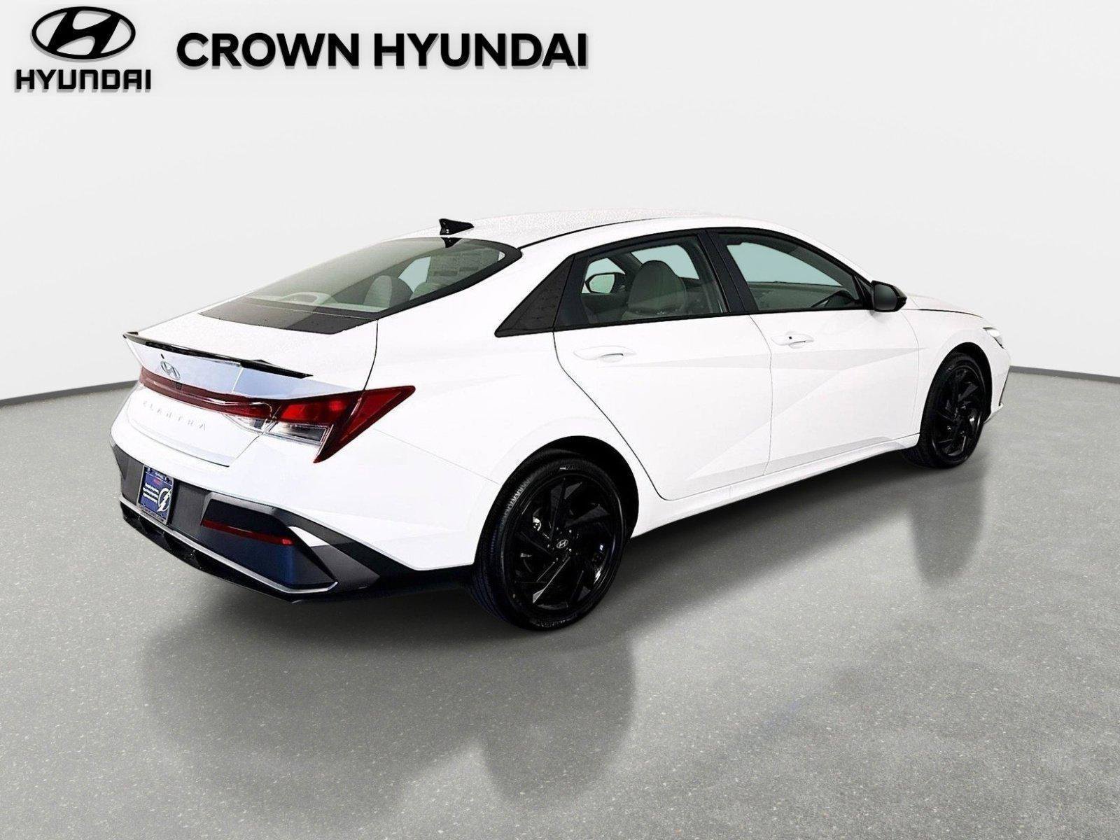 New 2026 Hyundai Elantra Sport FWD image 5