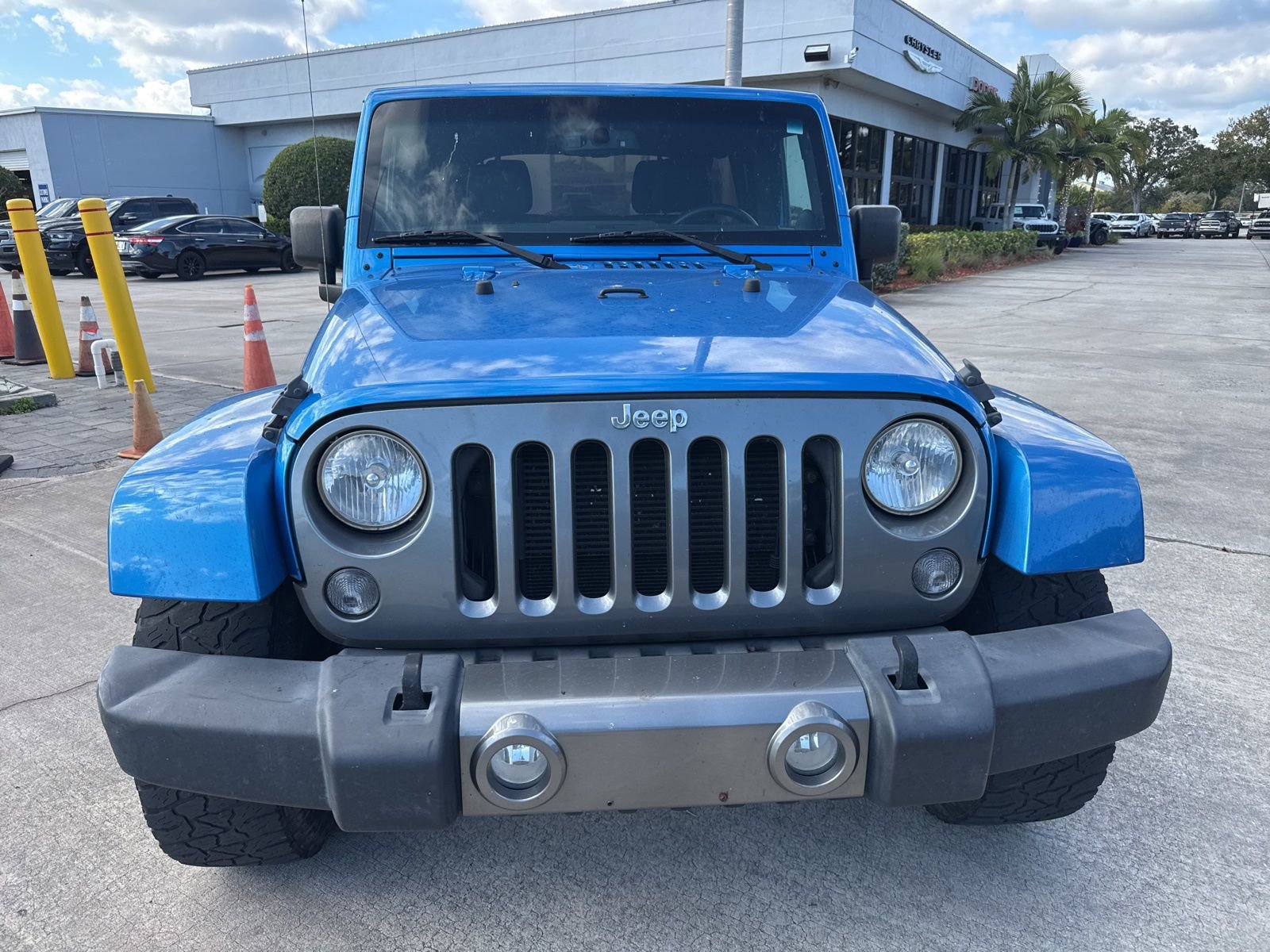 Used 2014 Jeep Wrangler Unlimited Sport image 2
