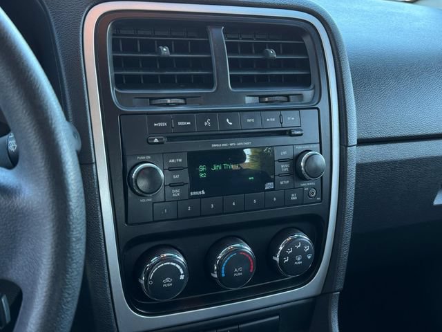 Used 2012 Dodge Caliber SXT FWD image 17