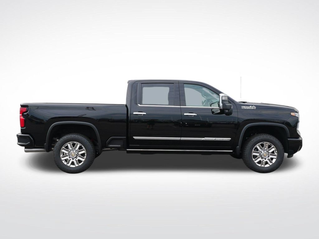 New 2026 Chevrolet Silverado 2500 High Country w/ High Country Premium Package AWD/4WD image 2