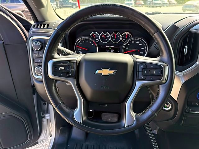 Used 2021 Chevrolet Silverado 1500 LT AWD/4WD image 23