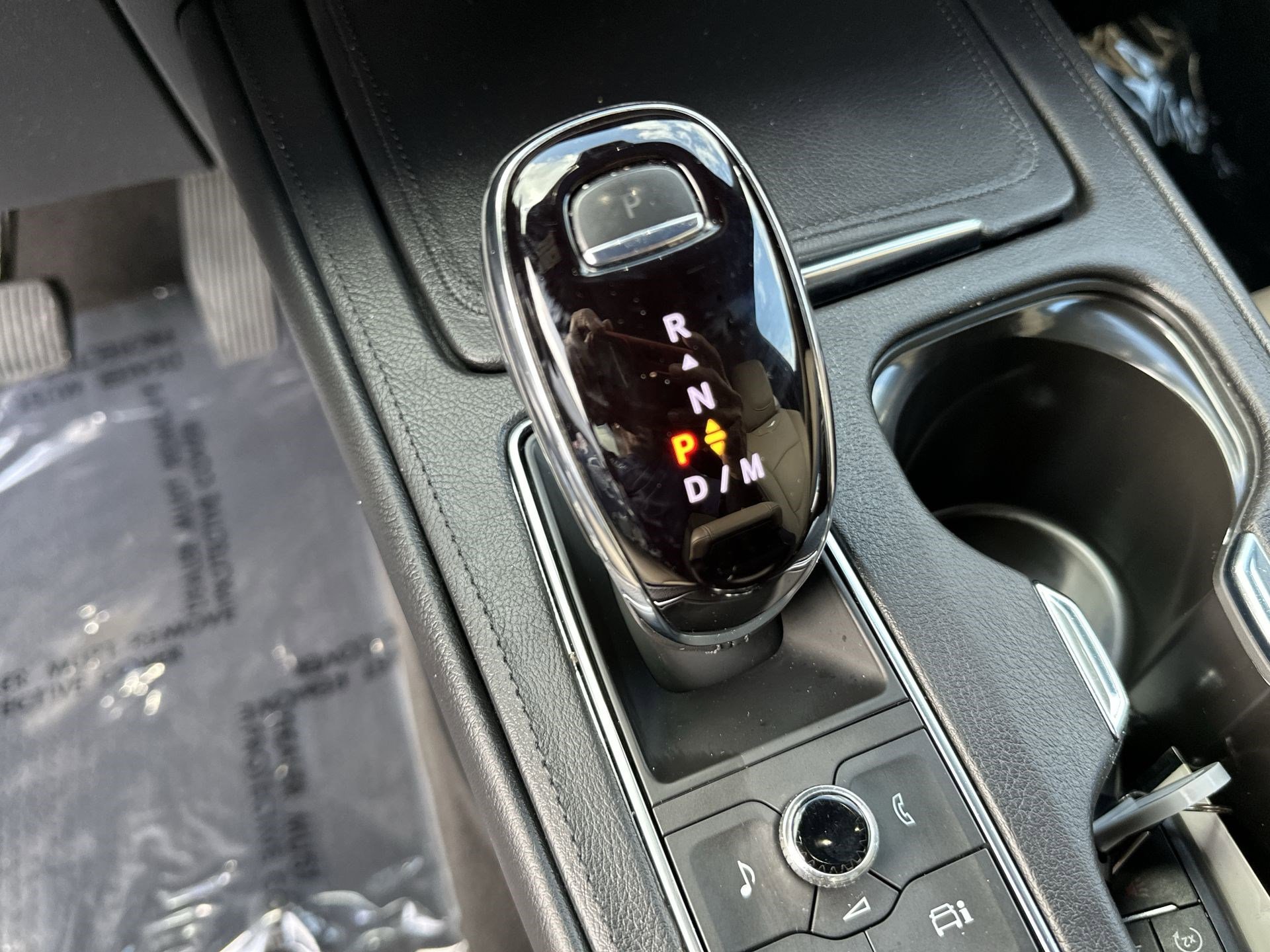 Used 2024 Cadillac XT4 Luxury w/ Cold Weather Package image 23