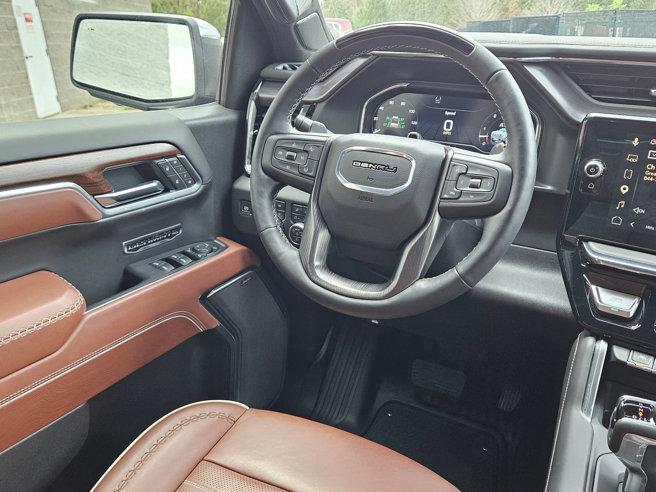 Used 2025 GMC Sierra 1500 Denali Ultimate AWD/4WD image 9