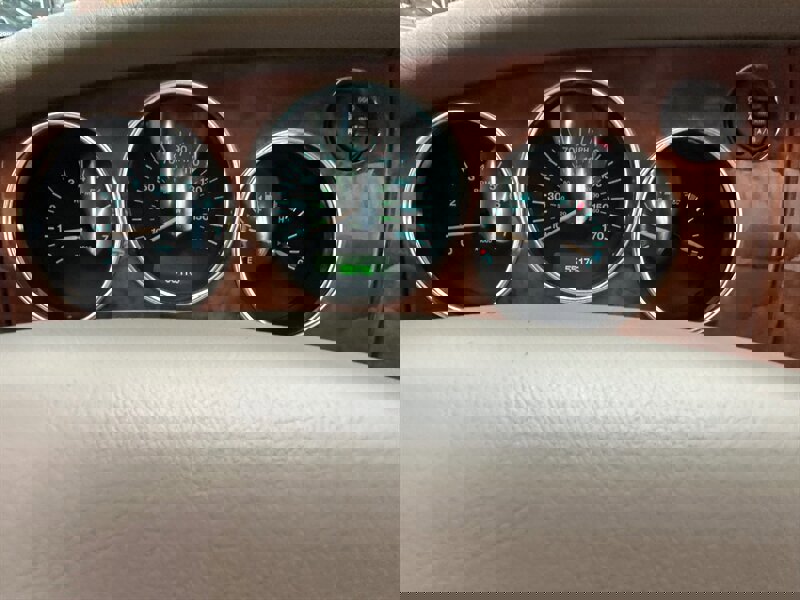 Used 2005 Jaguar XK8 Convertible image 31