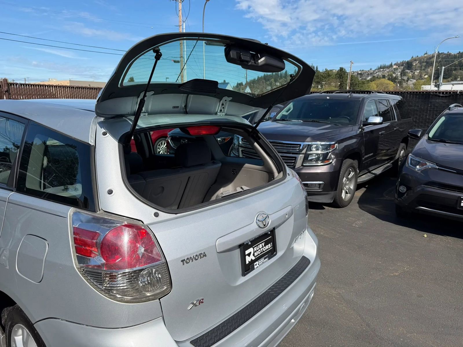 Used 2005 Toyota Matrix XR image 13