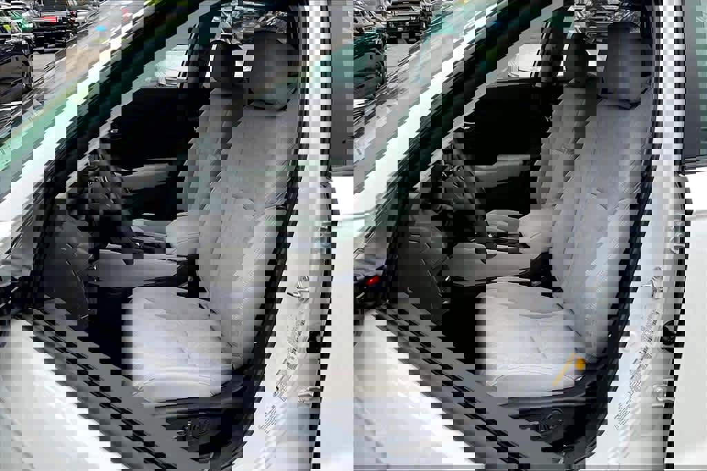 New 2025 Honda Accord SE image 10