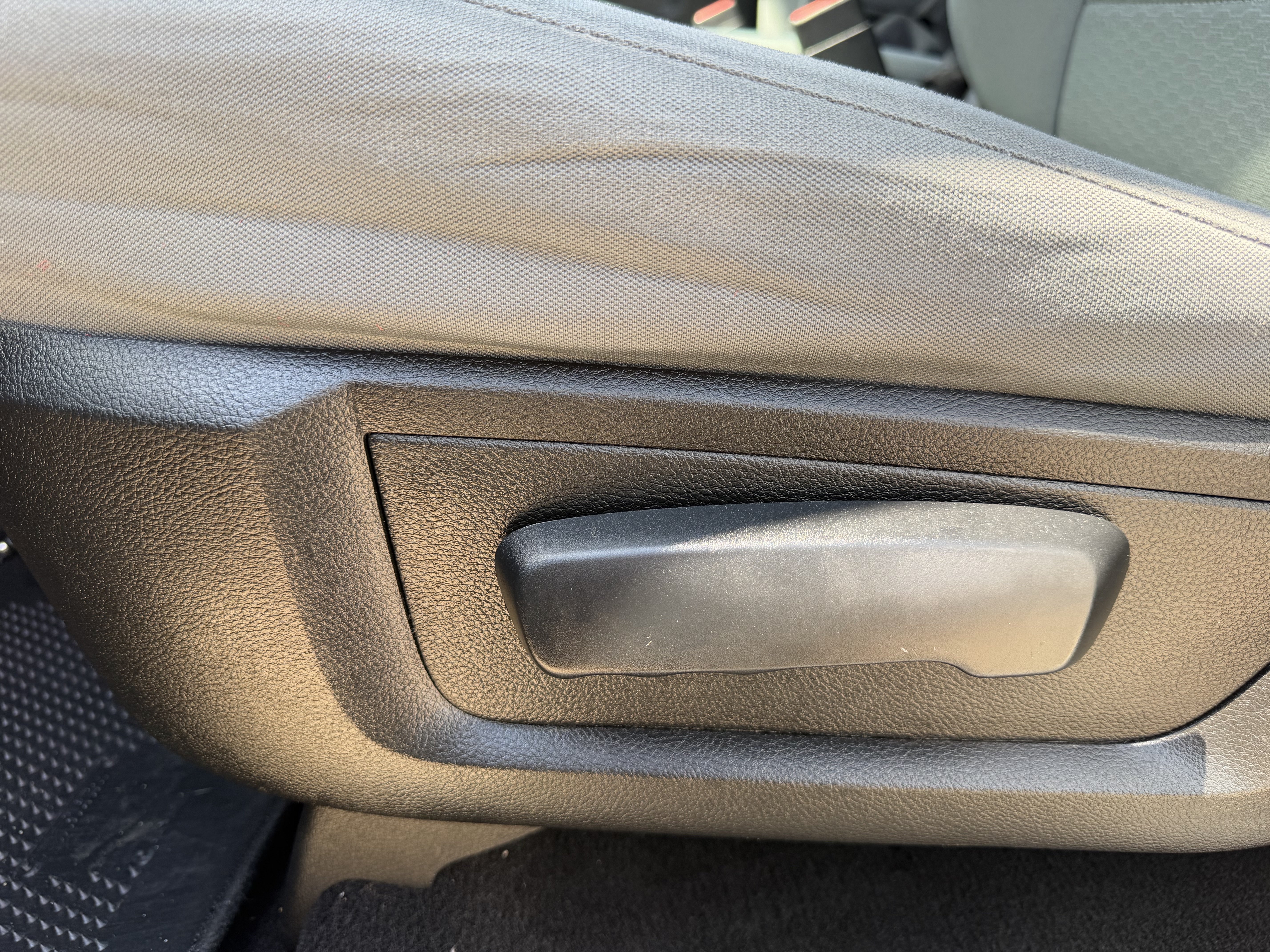 Used 2014 RAM 1500 Tradesman w/ Popular Equipment Group AWD/4WD image 29