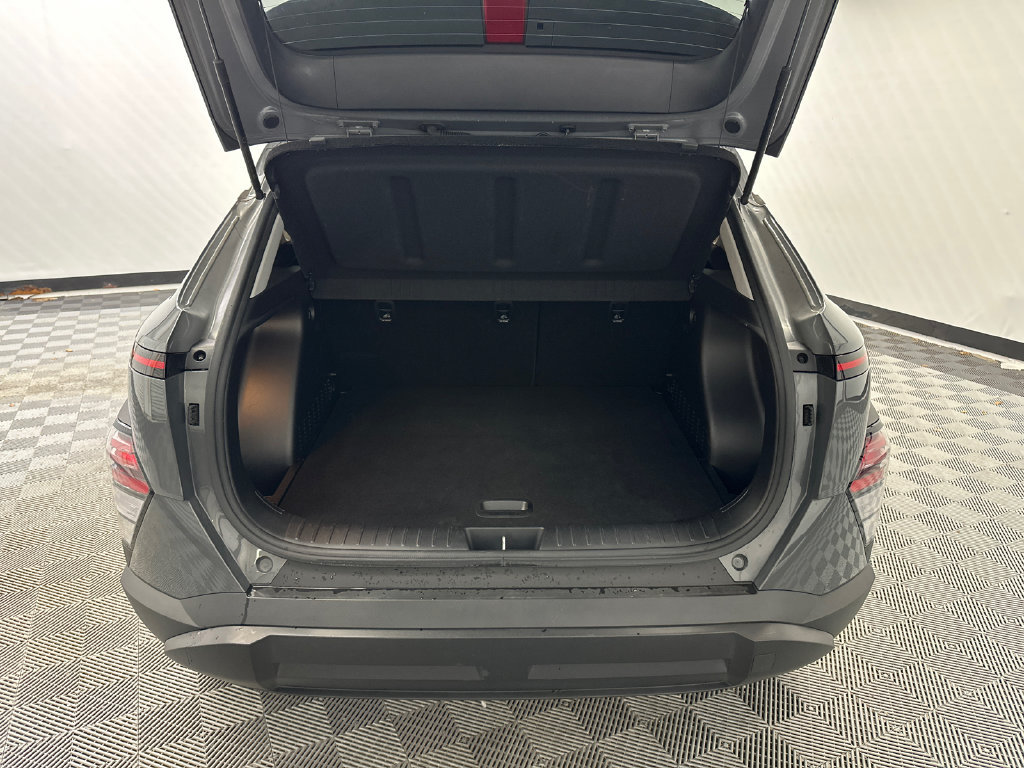 Used 2025 Hyundai Kona SEL AWD/4WD image 19