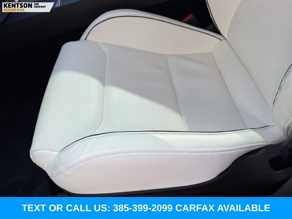 Used 2024 Tesla Model 3 Performance AWD/4WD image 30
