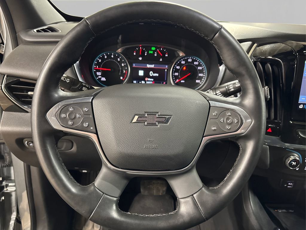 Used 2023 Chevrolet Traverse RS image 26