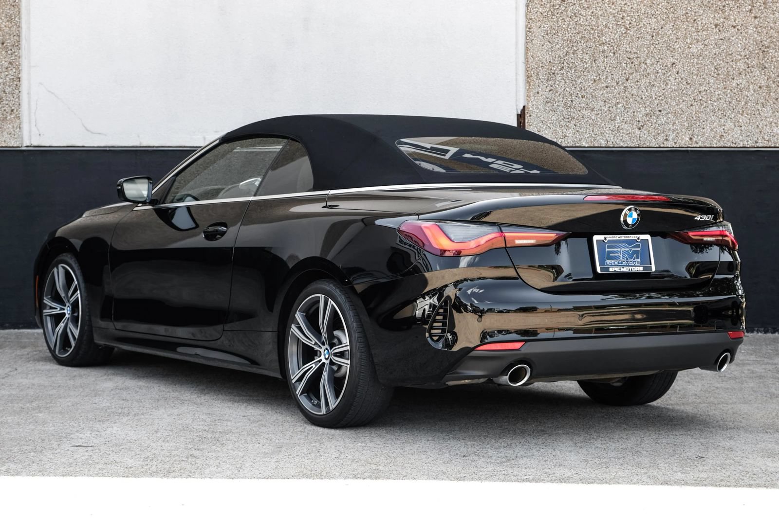 Used 2023 BMW 430i Convertible w/ Premium Package RWD image 15