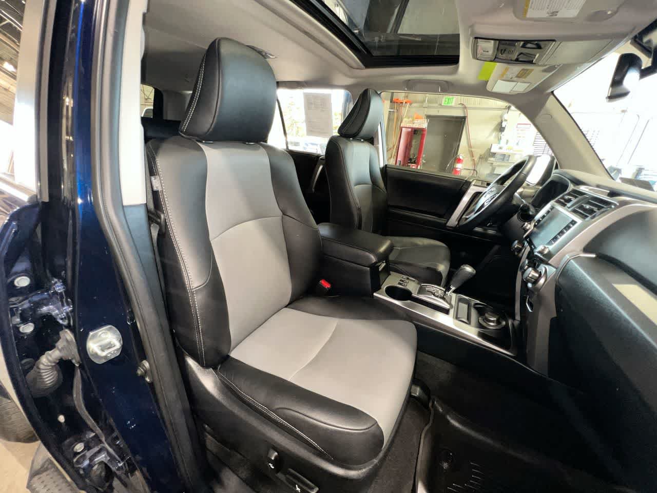 Used 2022 Toyota 4Runner SR5 Premium w/ Moonroof Package AWD/4WD image 28