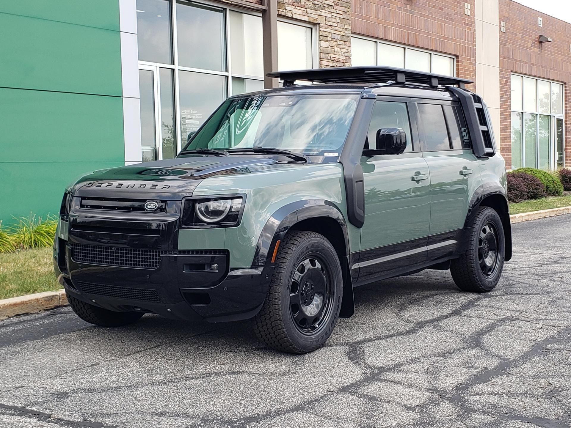 New 2026 Land Rover Defender 110 AWD/4WD image 1