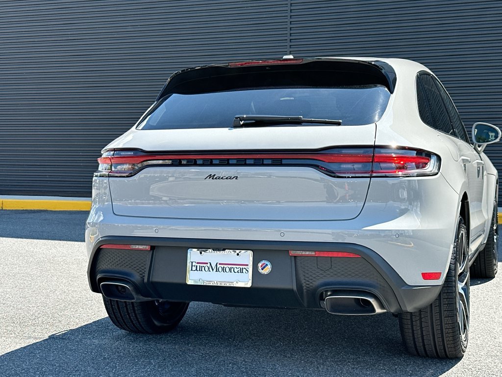 New 2026 Porsche Macan AWD/4WD image 34