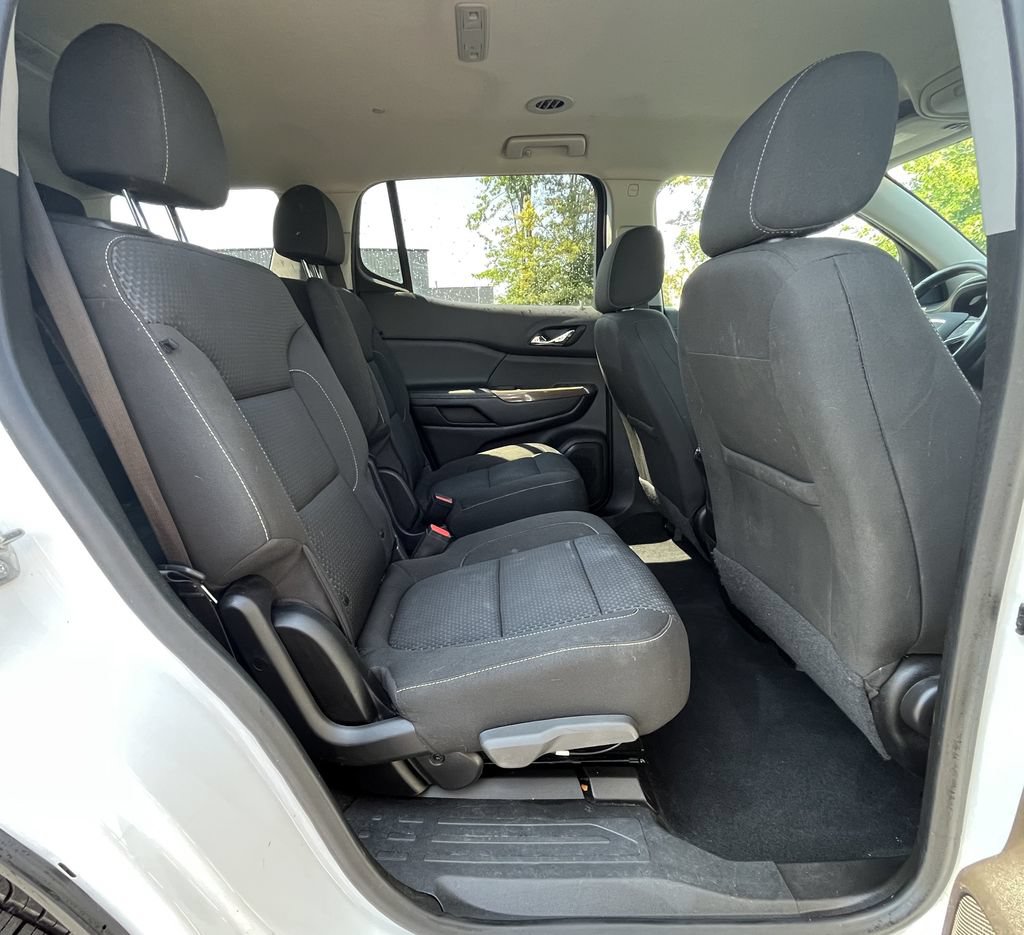 Certified 2021 GMC Acadia SLE w/ Driver Convenience Package FWD image 19