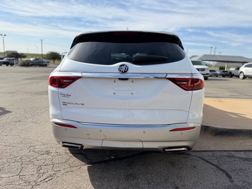 Used 2024 Buick Enclave Premium image 5