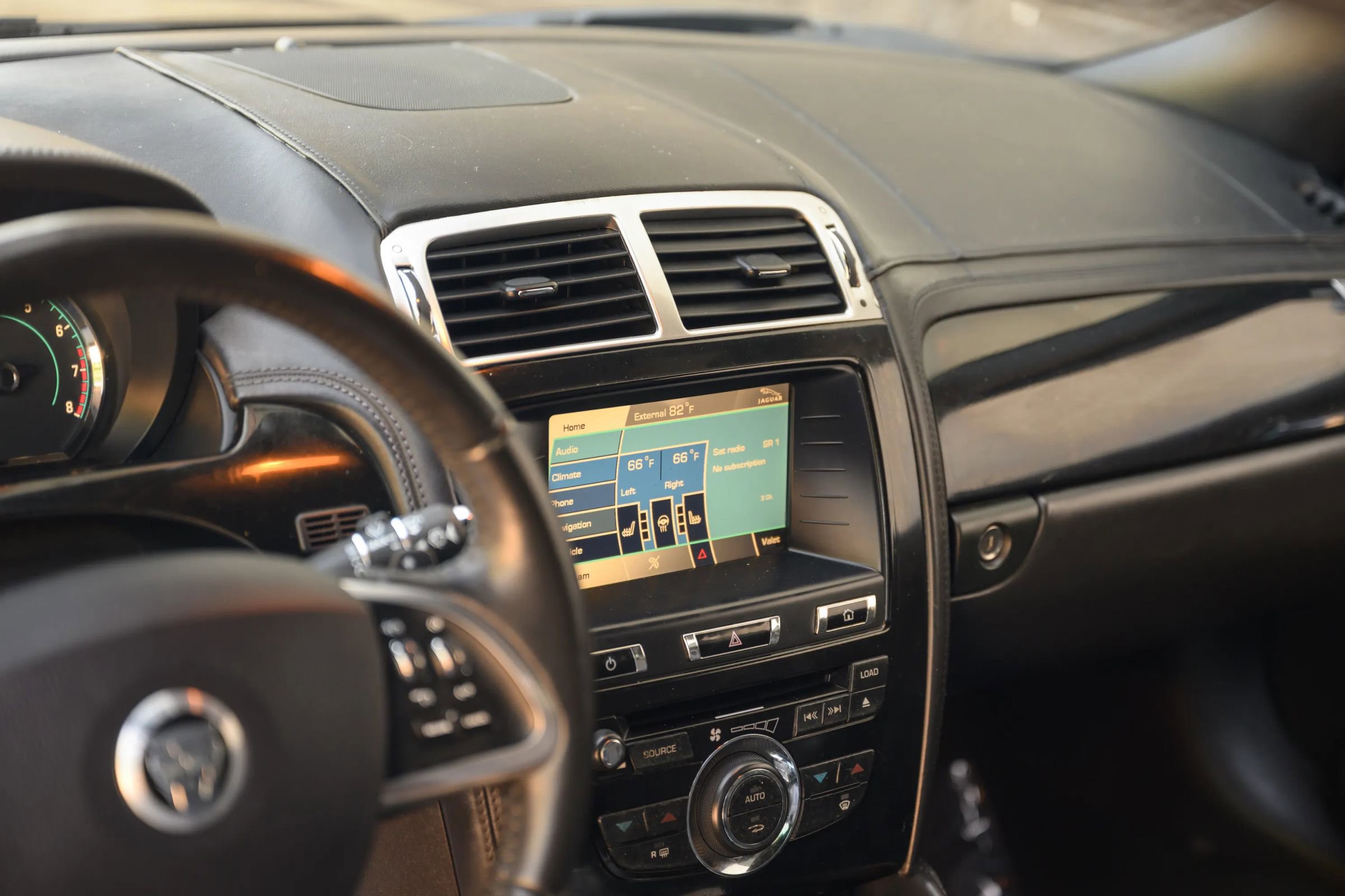 Used 2012 Jaguar XKR R RWD image 32