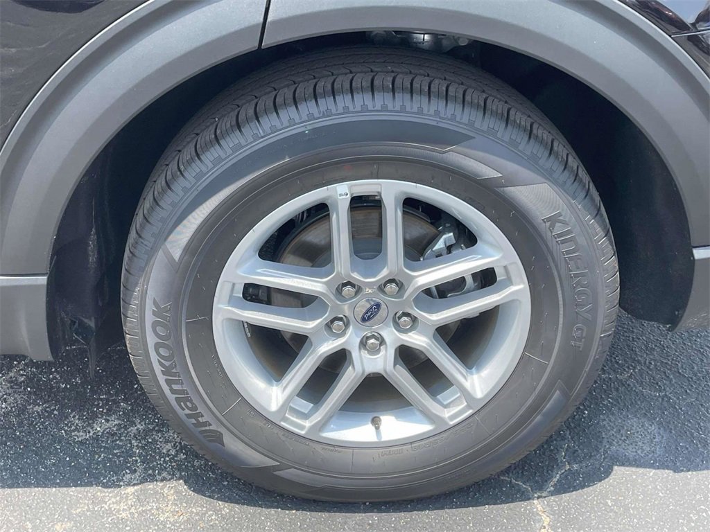 New 2025 Ford Explorer Active image 9