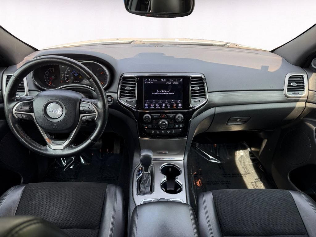 Used 2020 Jeep Grand Cherokee Altitude AWD/4WD image 10