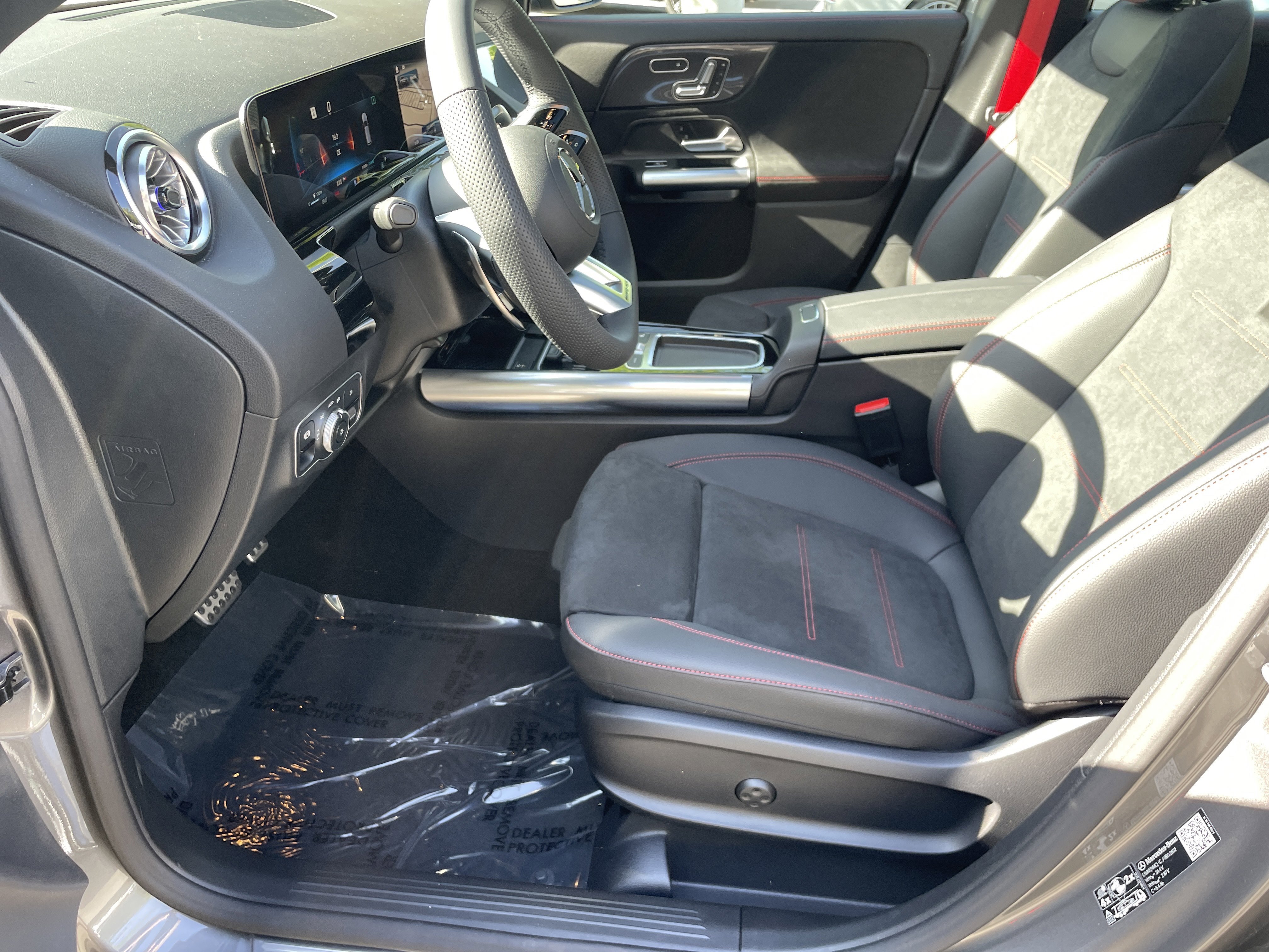 New 2026 Mercedes-Benz GLA 35 AMG 4MATIC image 18