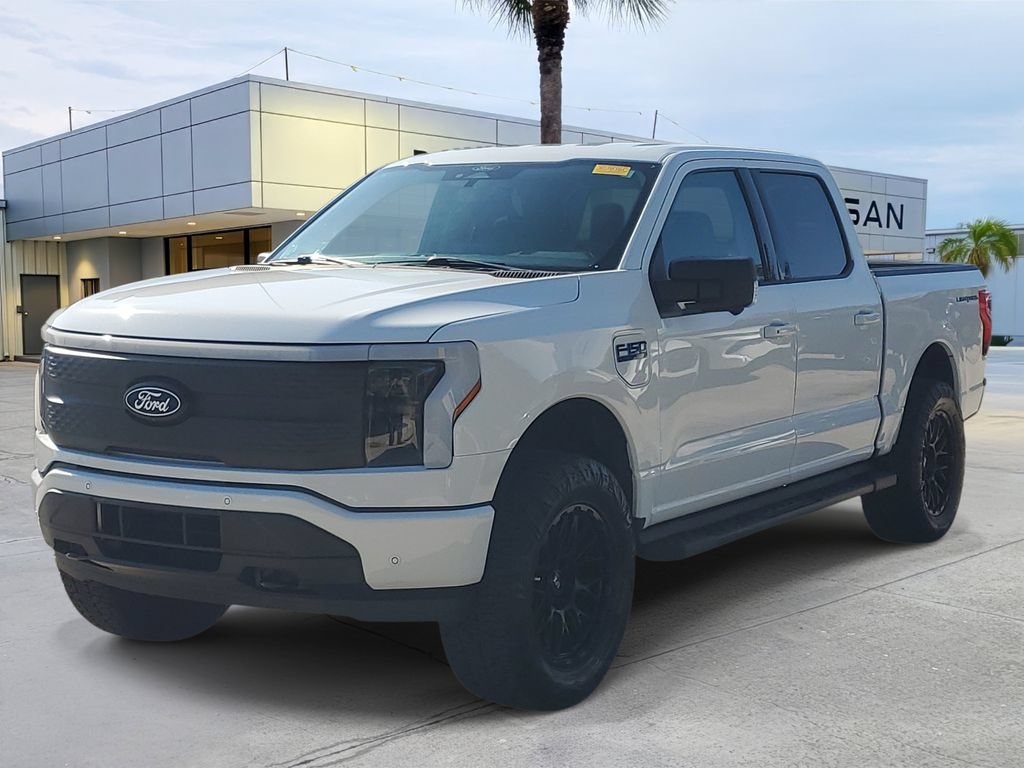 Used 2024 Ford F150 Lightning Flash AWD/4WD image 1