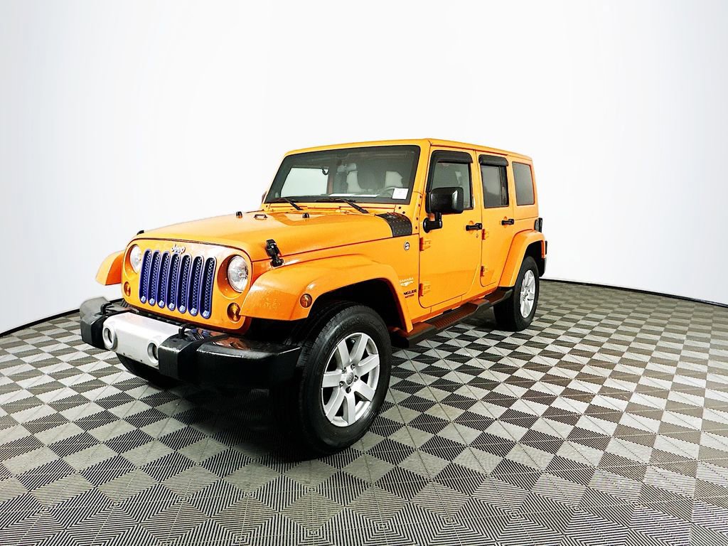 Used 2012 Jeep Wrangler Unlimited Sahara w/ Connectivity Group image 5