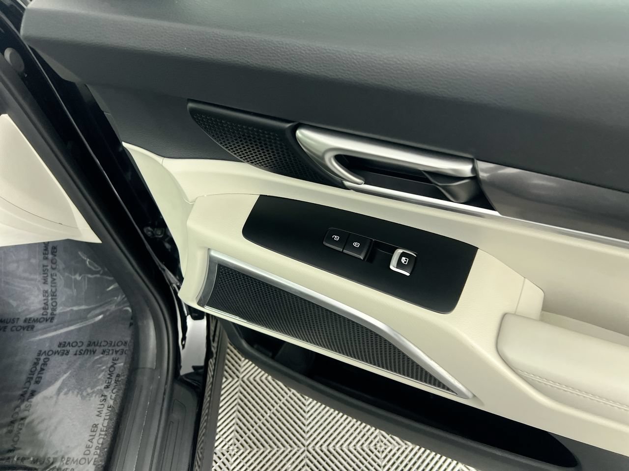 Used 2024 Kia Telluride S w/ S Sunroof Package FWD image 28
