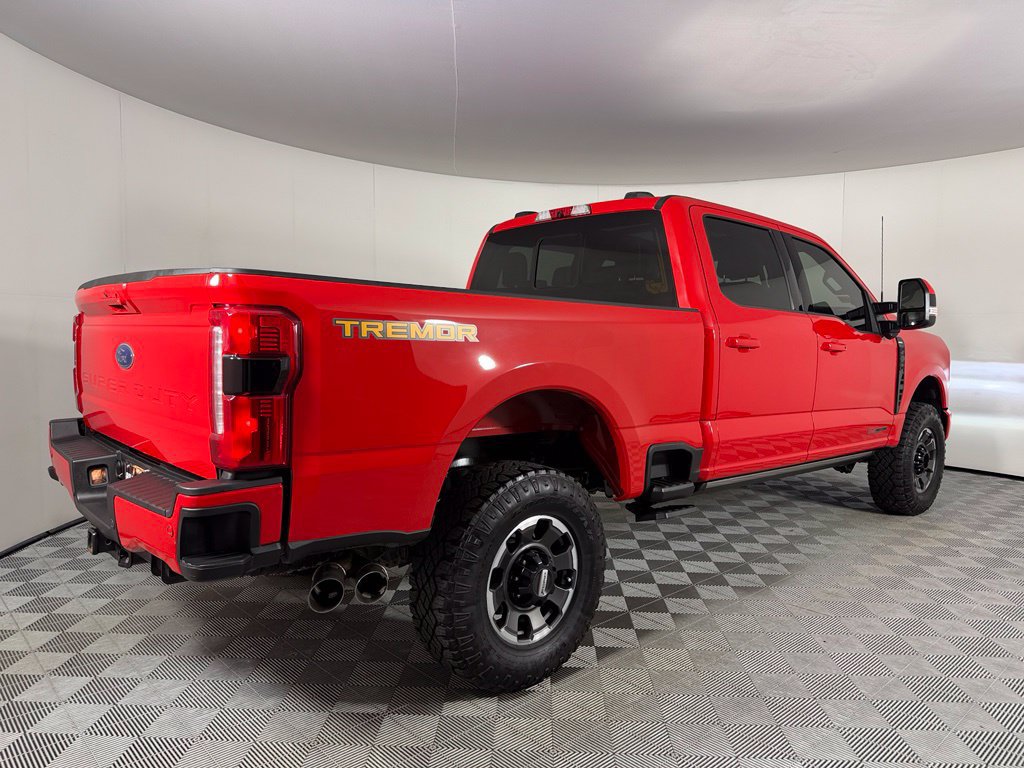 Used 2023 Ford F250 Lariat w/ Lariat Ultimate Package AWD/4WD image 7