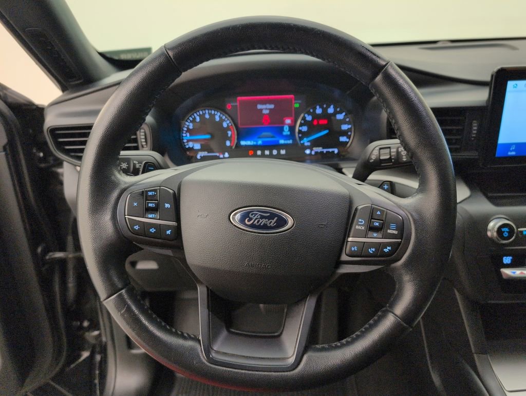 Used 2020 Ford Explorer XLT w/ Class III Trailer Tow Package image 35