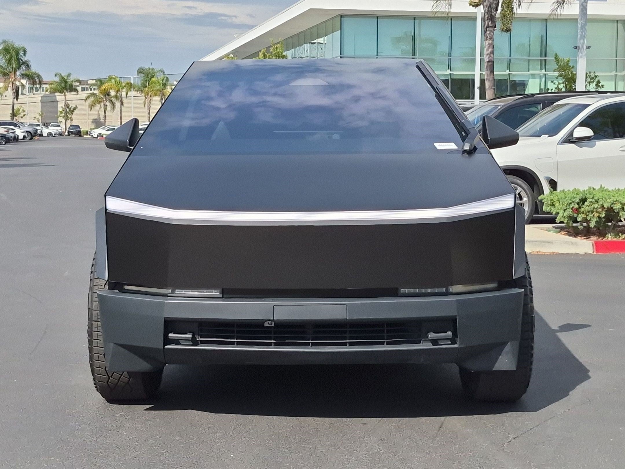 Used 2024 Tesla Cybertruck Cyberbeast AWD/4WD image 3