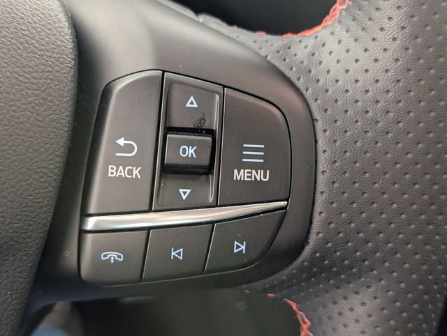 Used 2024 Ford Escape ST-Line Select w/ Tech Pack #2 image 18