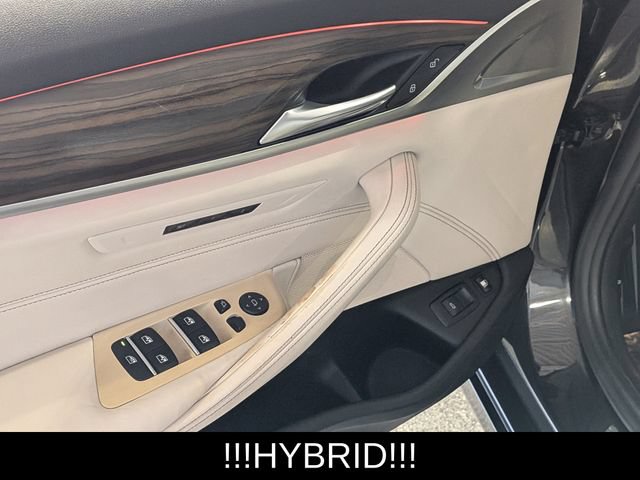 Used 2018 BMW 530e RWD image 17