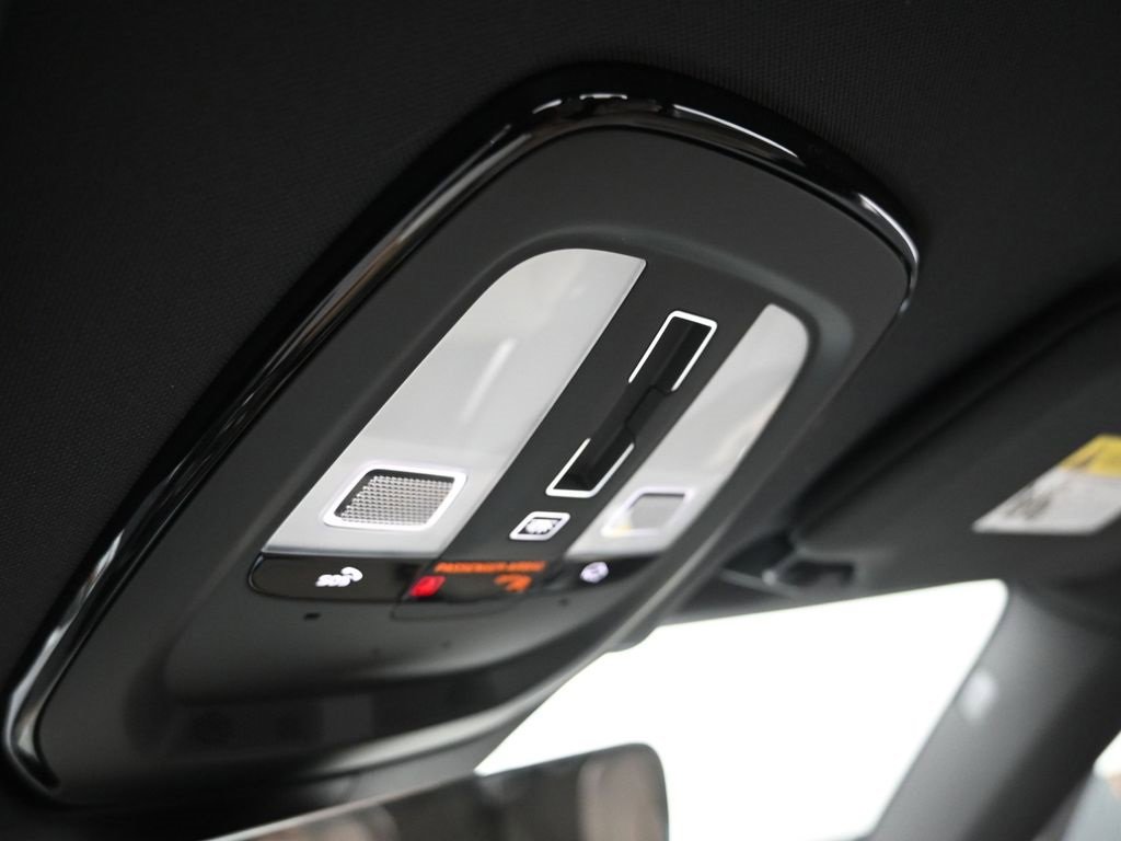 New 2026 Volvo XC90 B6 Ultra image 25