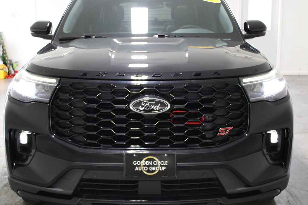 Used 2025 Ford Explorer ST image 66