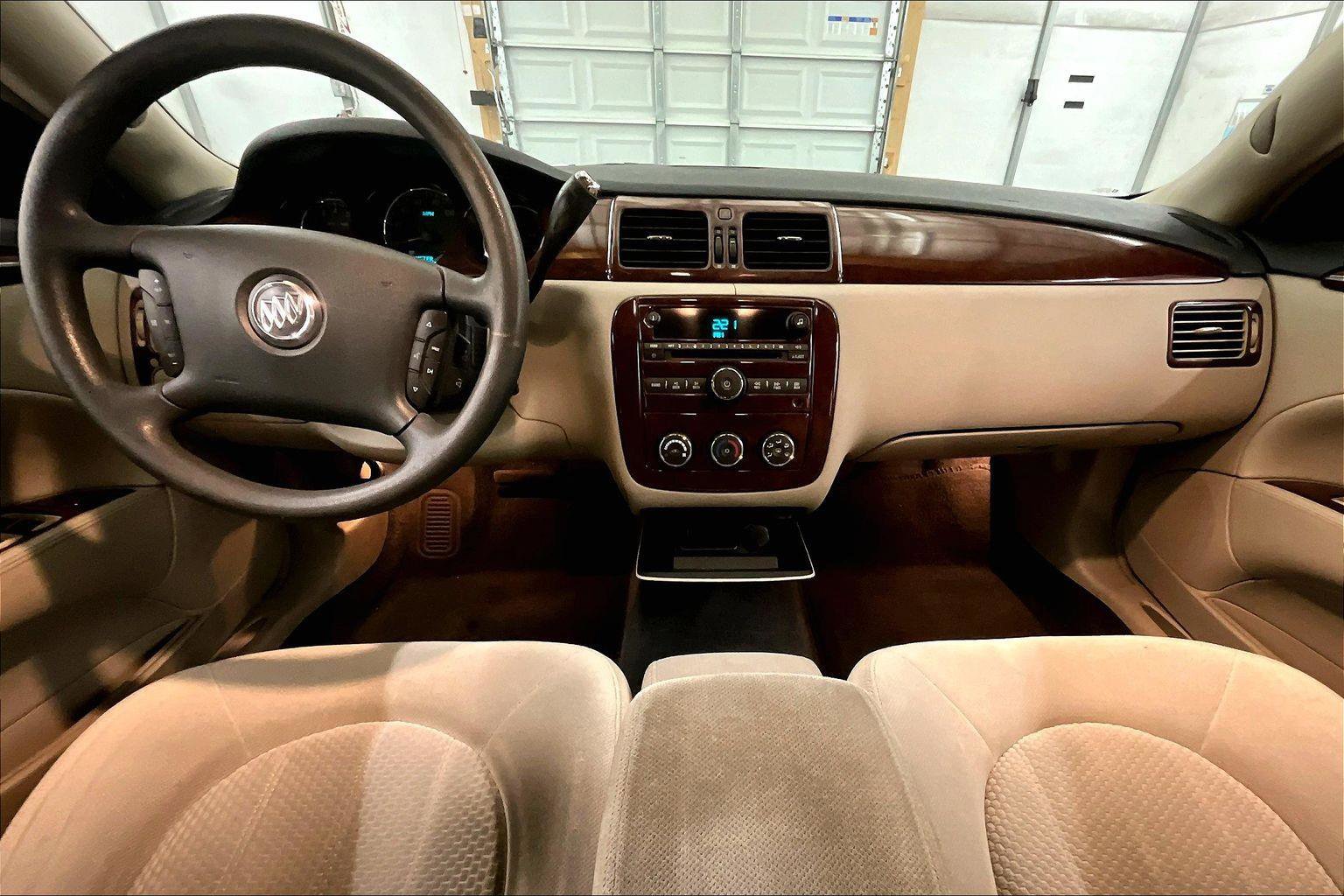 Used 2006 Buick Lucerne CX w/ Driver Confidence Package image 15