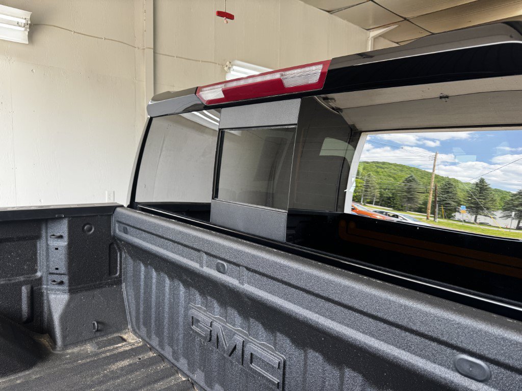 Used 2025 GMC Sierra 1500 Elevation w/ Preferred Package AWD/4WD image 15